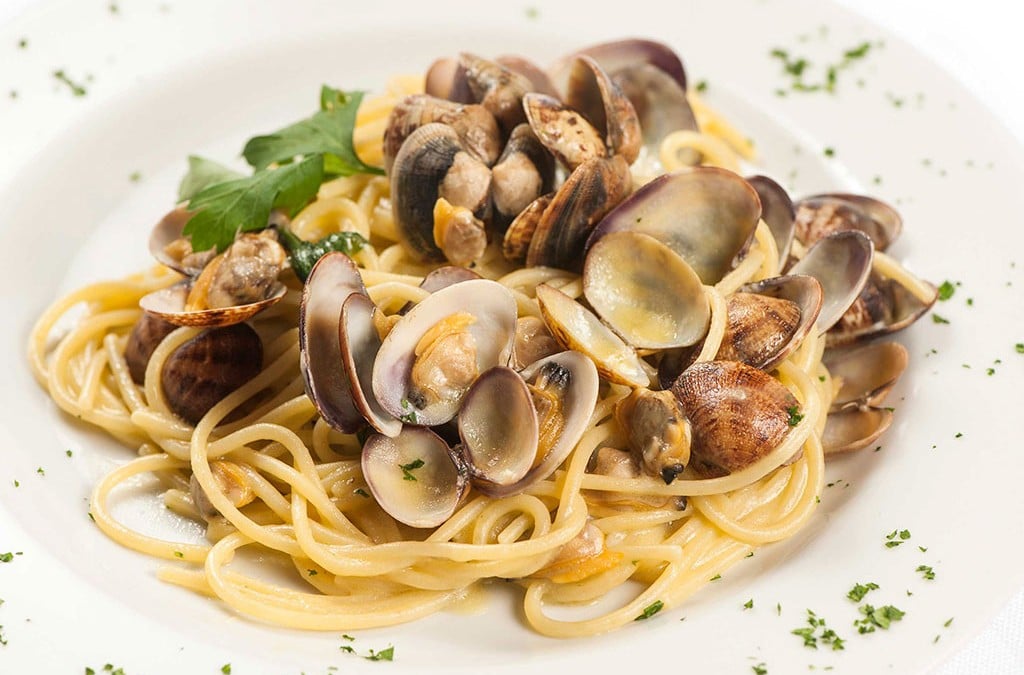 assuntina_vongole-1024×675 spaghetti con le vongole, spaghetti alle vongole, ristoranti di roma, ristoranti a roma, mangiare a orma, ristorante a roma, ristorante di roma, cucina marinara, cucina di pesce, ristorante di pesce,ristorante roma